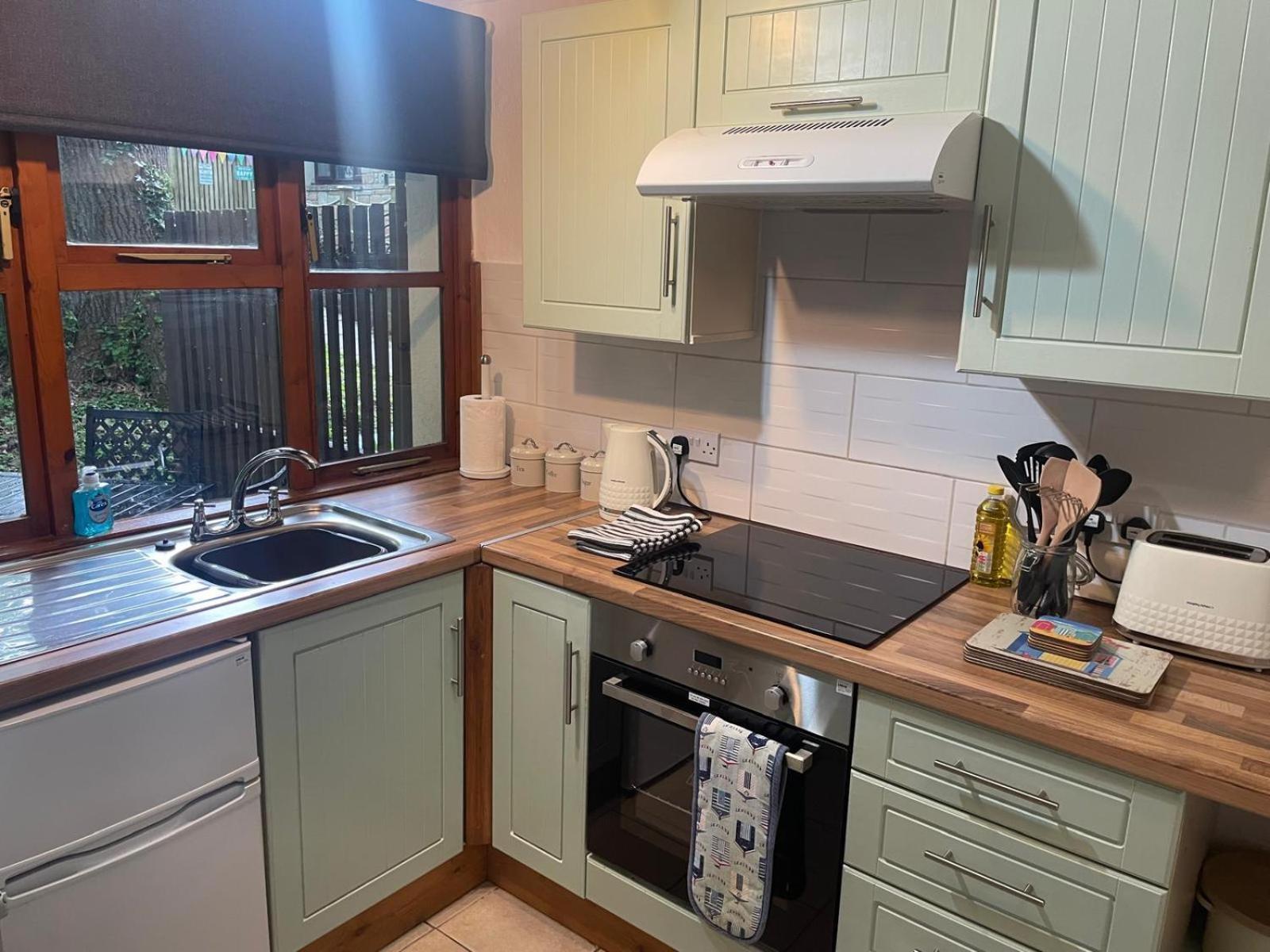 Rebels Retreat - 2-Bed Chalet Nr St Ives & Hayle Екстериор снимка